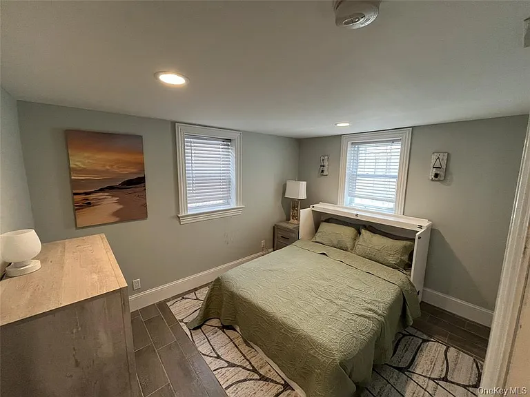 120 Mitchell Ave #MAIN FLOOR — Photo 12