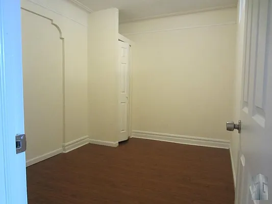 Rented by Skyline Group Real Estate | media 44