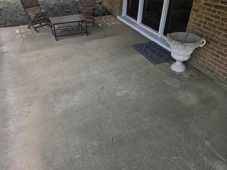12504 McEwan Cir — Photo 2