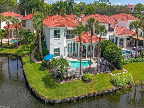 2610 L'Ermitage LN, NAPLES, FL 34105