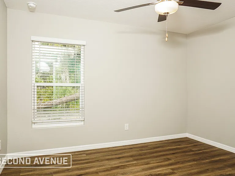 105 Sherbourne St — Photo 14
