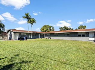 118 Phippen Waiters Rd, Dania, FL 33004
