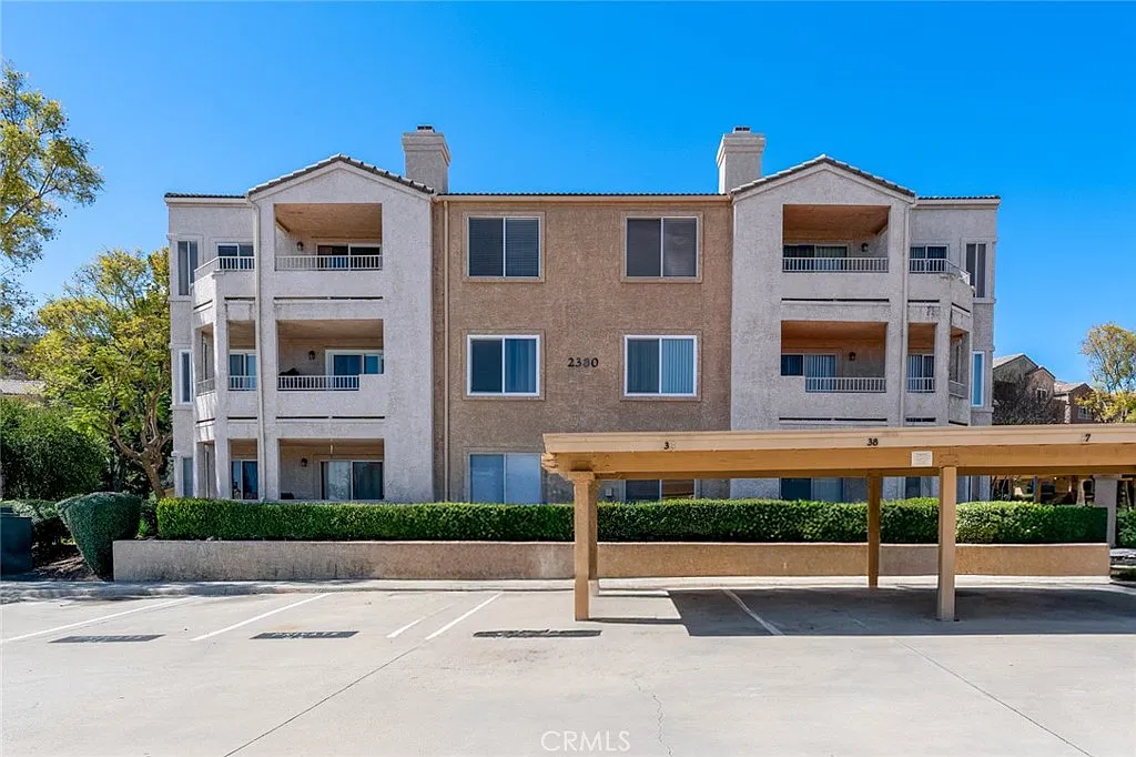 2 bed, 995 sqft, $2,595 — Photo 4