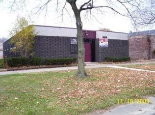 20010 Kelly Rd, Harper Woods, MI 48225