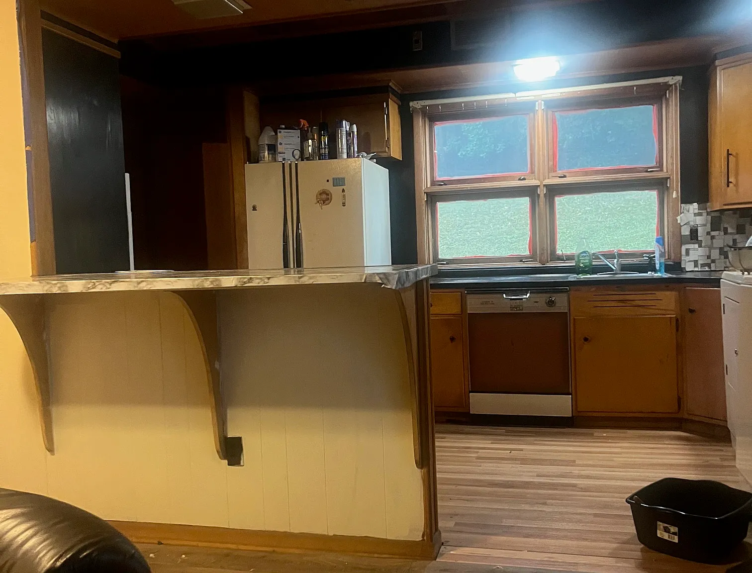 3 bed, 2300 sqft, $2,000 — Photo 2