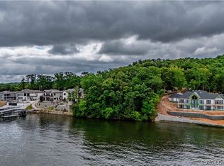 31 Linn Creek Rd, Lake Ozark, MO 65049
