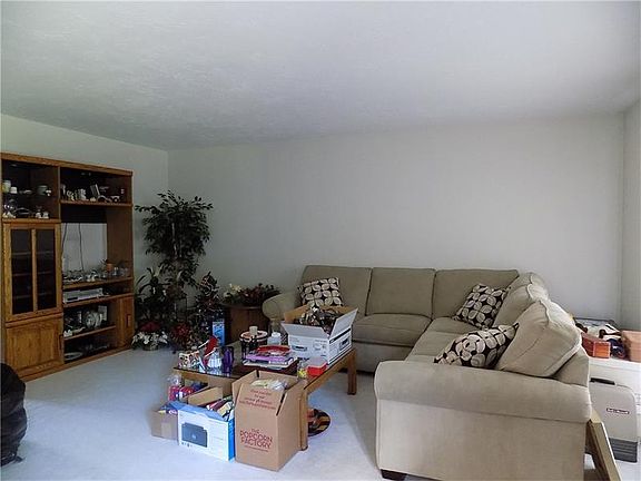 2nd image of 623 Frank Dr