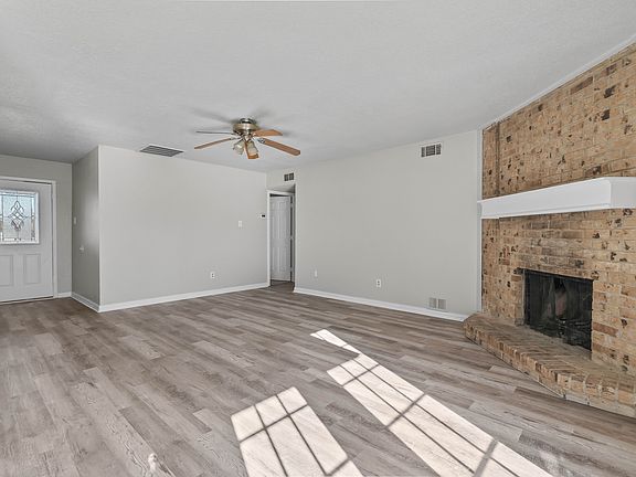 This living room space oozes with natural light.
