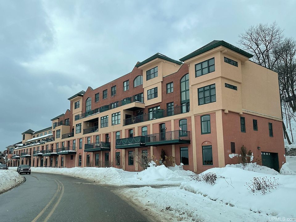 1st image of 107 N Lakeshore Blvd APT 3B
