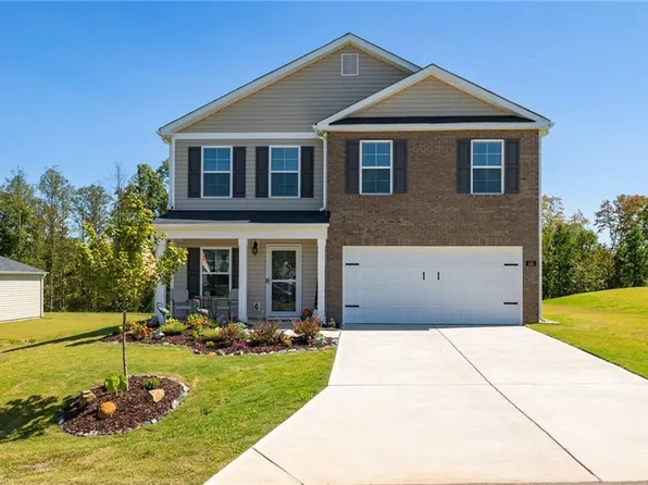 145 Stone River Way, Mayodan, NC 27027