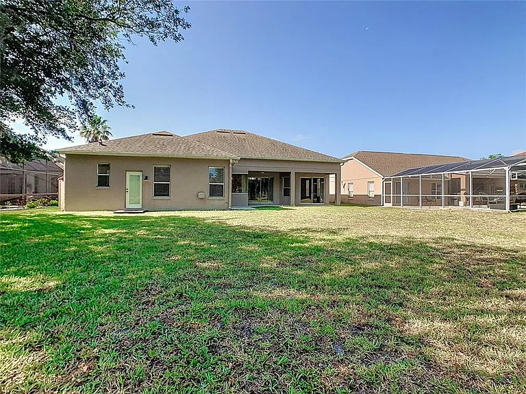4925 Brightmour Cir — Photo 55