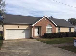 137 Iris Dr, Hendersonville, TN 37075