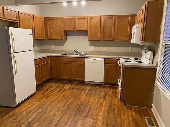 2nd image of 417 Guilford Ave #A