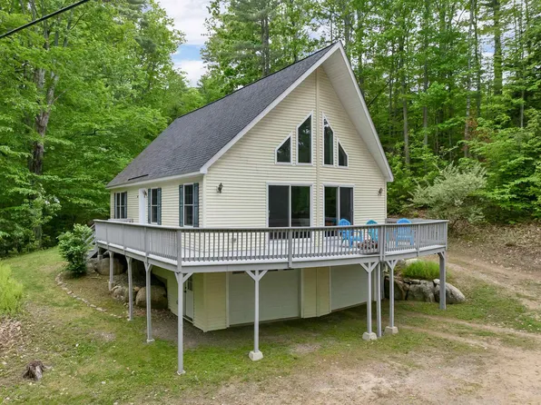 83 Fox Hill Road, Belmont, NH 03220