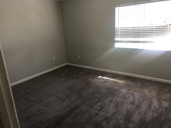 4th image of 263 W Harrison Ave