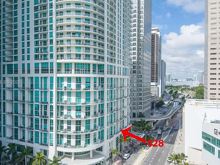 300 S Biscayne Blvd #L-428 — Photo 23