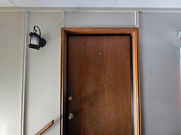 5th image of 2613 Skeels Ave #7
