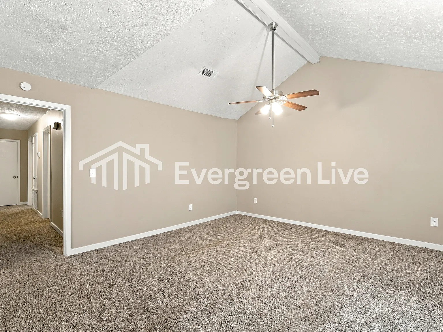 3 bed, 1.5 bath, 1180 sqft, $1,245 — Photo 4