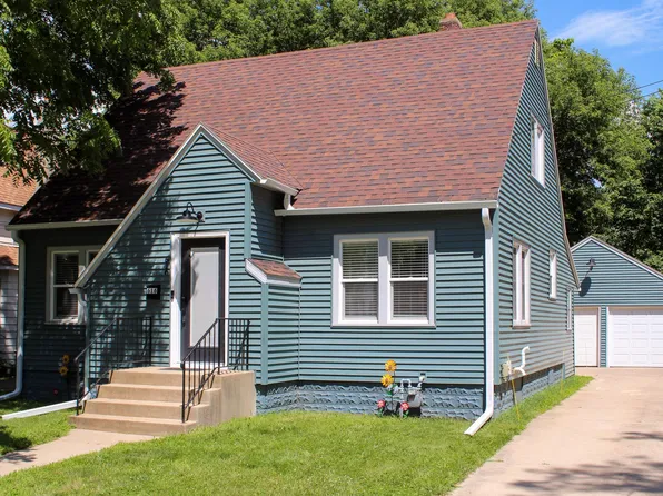 616 4th Ave SE, Rochester, MN 55904