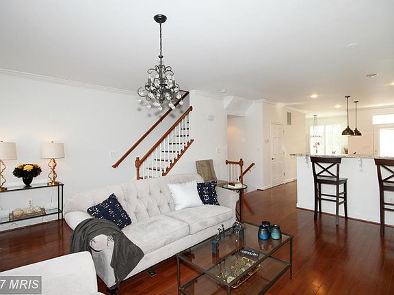4th image of 10505 Erik Charles Ct