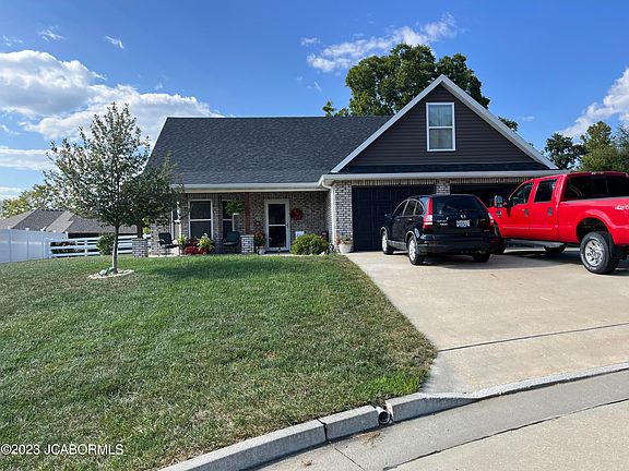 2nd image of 802 Jace Dale Ct
