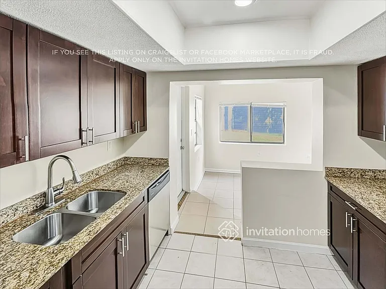 2630 NW 83rd Ave — Photo 11