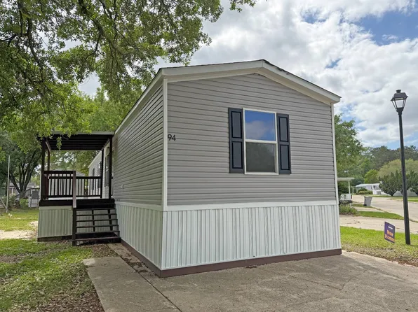 5885 Lavey Ln #94, Baker, LA 70714