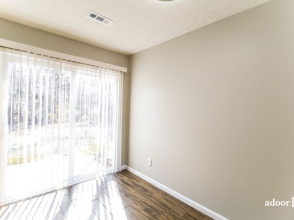 5th image of 3012 Ryan Rd