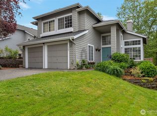 707 S 32nd Pl, Renton, WA 98055