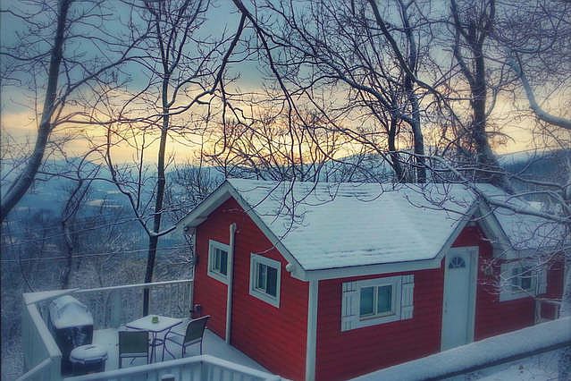 Charming studio cottage