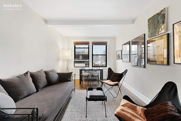 Sold by Sotheby's International Realty | media 2