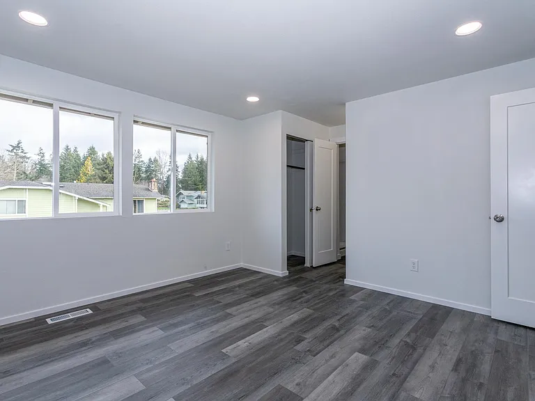 2213 Aberdeen Ct SE — Photo 17