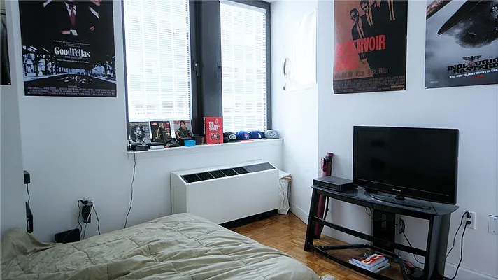 Rented by R New York | media 18