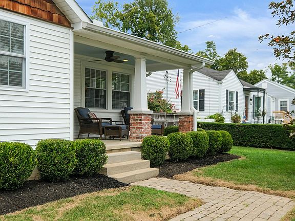 4th image of 1108 Parkview Dr