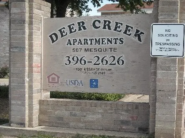 Deer Creek Apartments, 507 Mesquite St, Menard, TX 76859