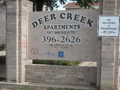 Deer Creek Apartments Photo 1