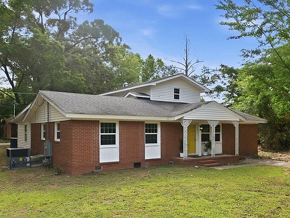 3rd image of 108 Old Thomson Road