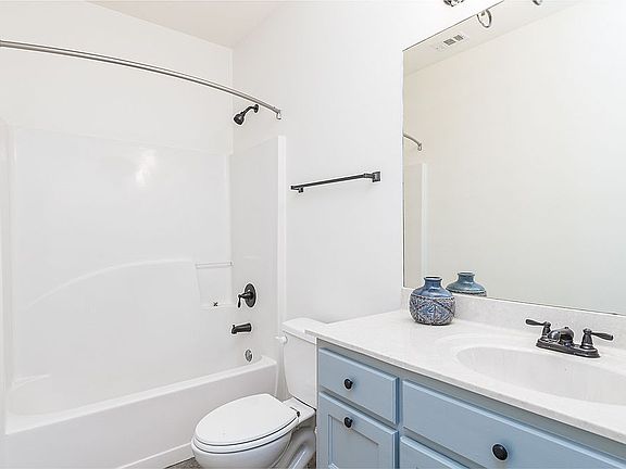 4th image of 11448 Rossow Ct