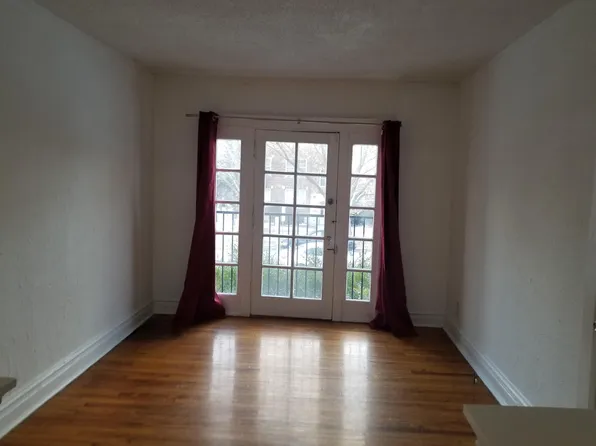 Alamo Apartments