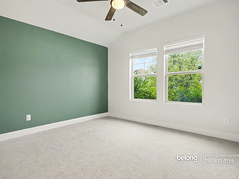 242 Maverick Ct — Photo 10
