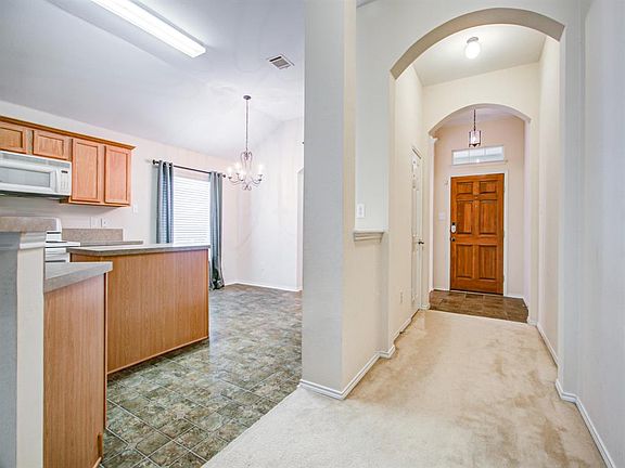 3rd image of 5106 Smithfield Ct