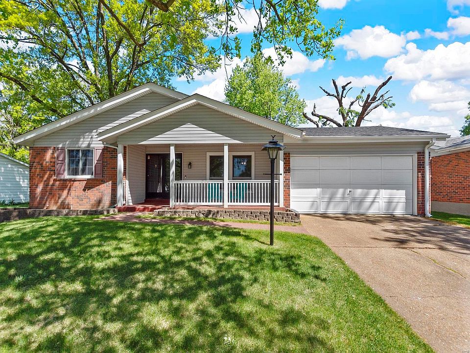 1st image of 2475 Cambridge Dr