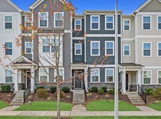 6307 Perry Creek Rd, Raleigh, NC 27616