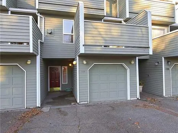 726 N 92nd St, Seattle, WA 98103