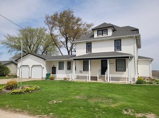24712 Maple St, Oran, IA 50664