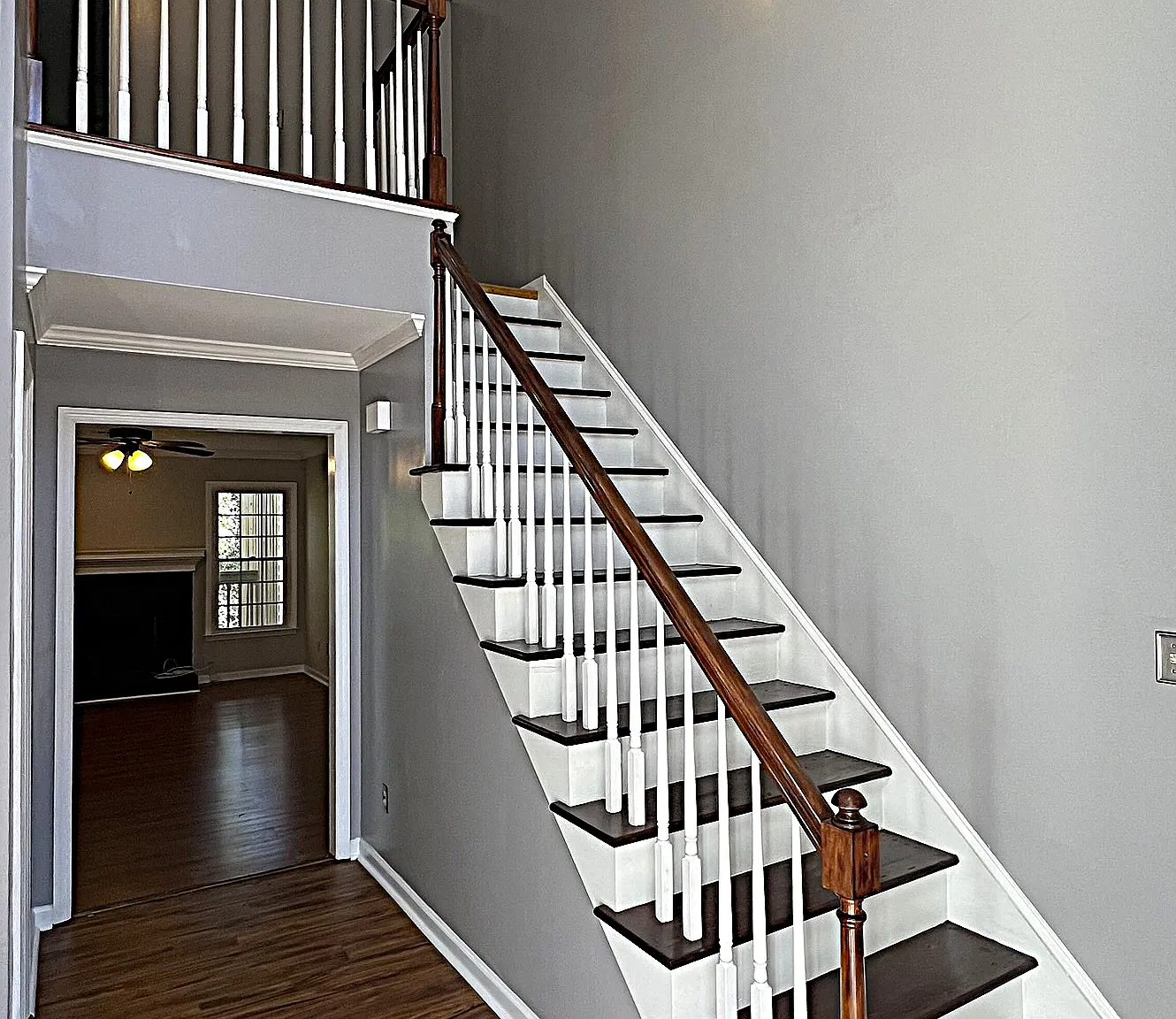 2 bed, 3.5 bath, 1680 sqft, $1,990 — Photo 2