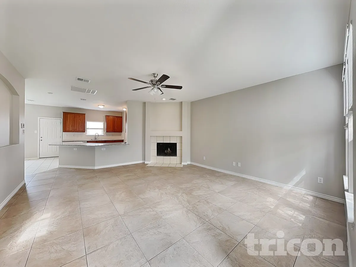 Building Photo - 517 Cassia Way
