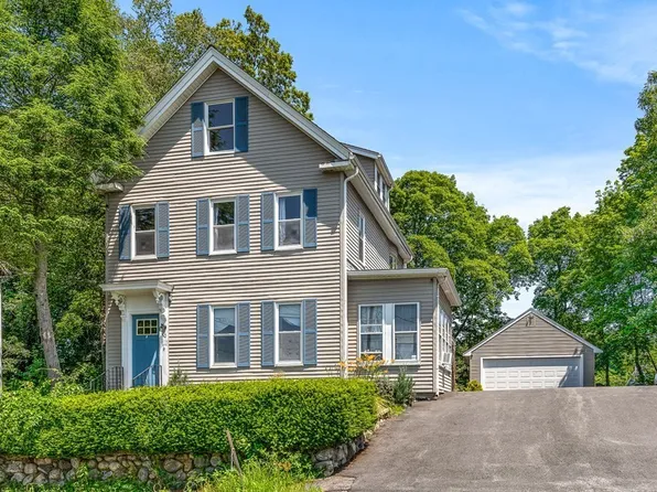 50 Gould St #2, Stoneham, MA 02180