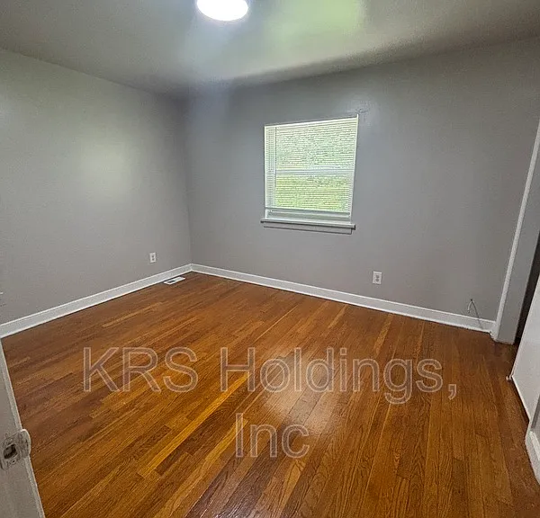 2758 Goolsby Ave — Photo 9