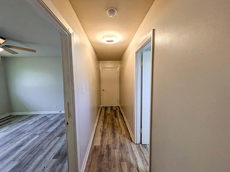 1907 Link Ave — Photo 10
